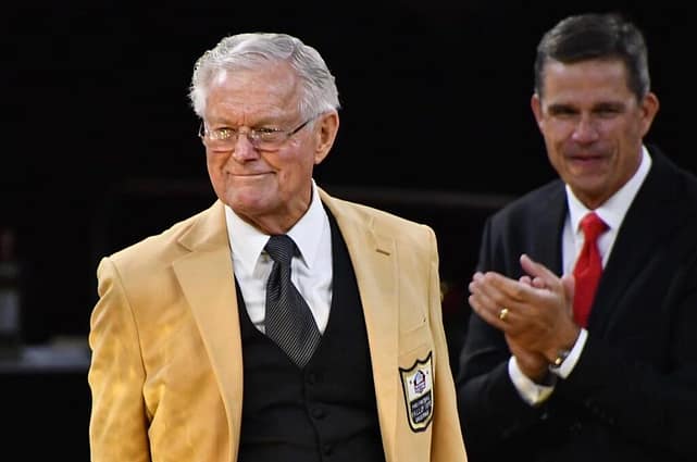 Dick Vermeil receives his gold Pro Football Hall of Fame jacket